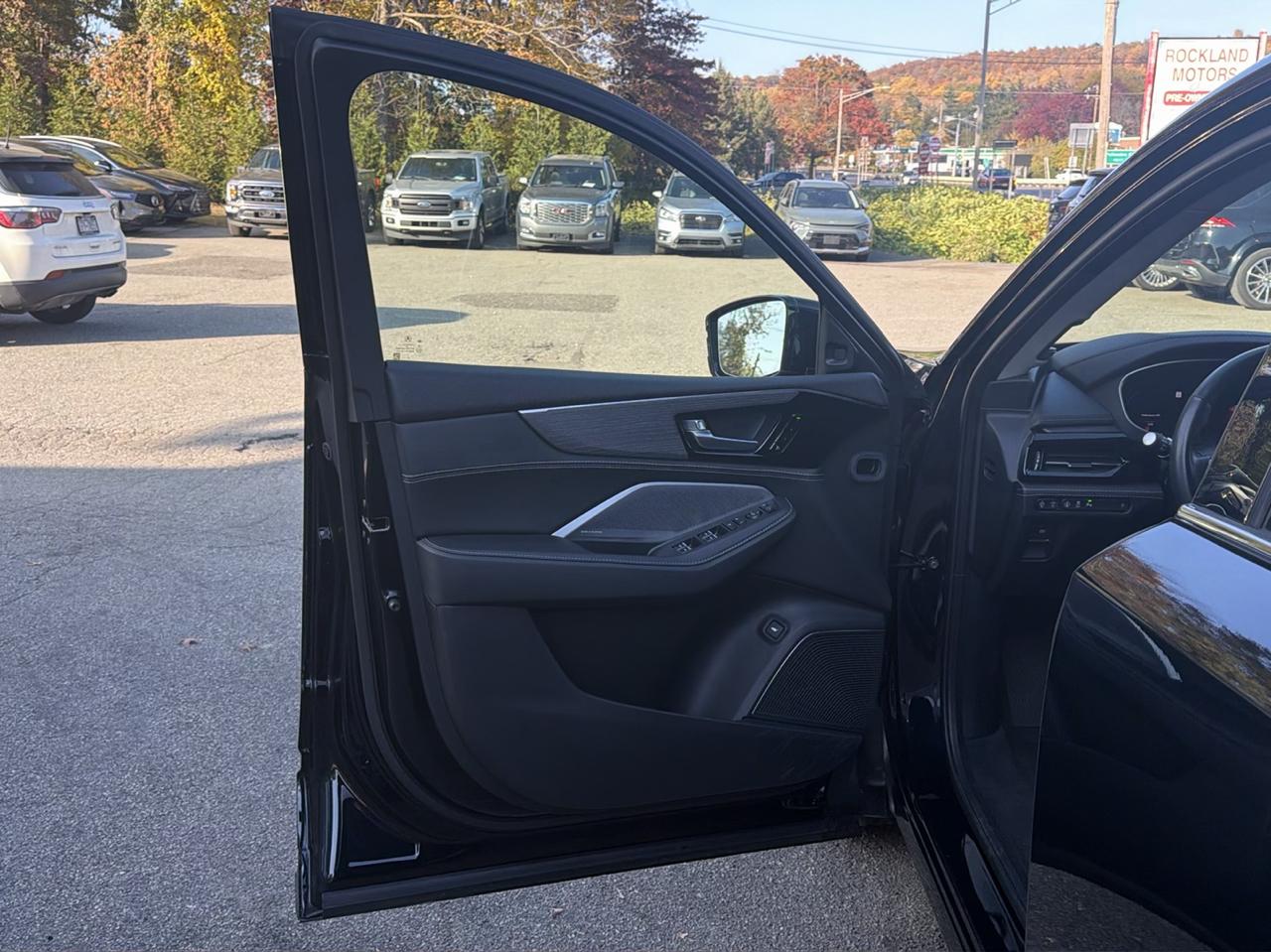 Acura MDX SH-AWD w/Advance Package 2026