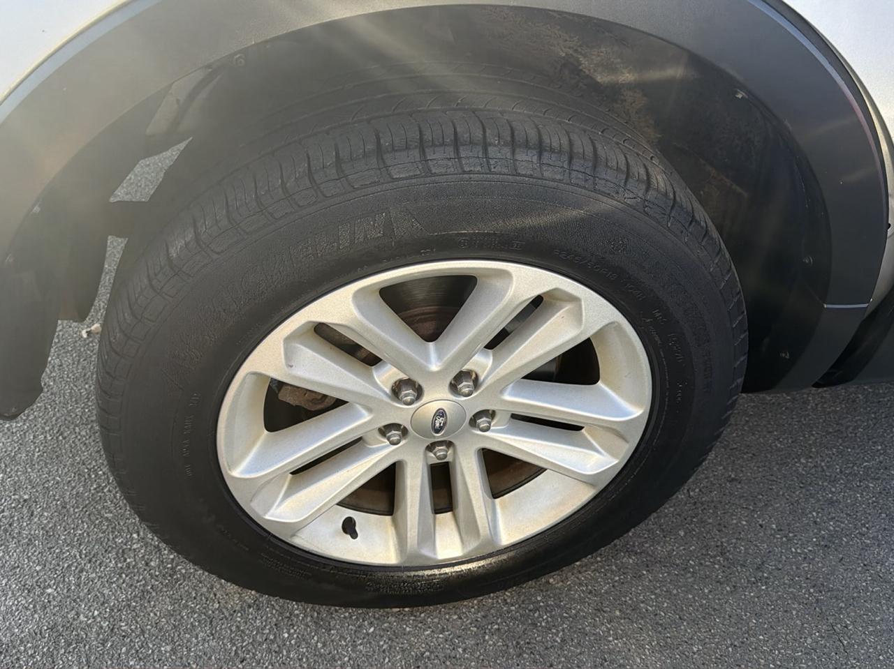 Ford Explorer 4WD 4dr XLT 2013