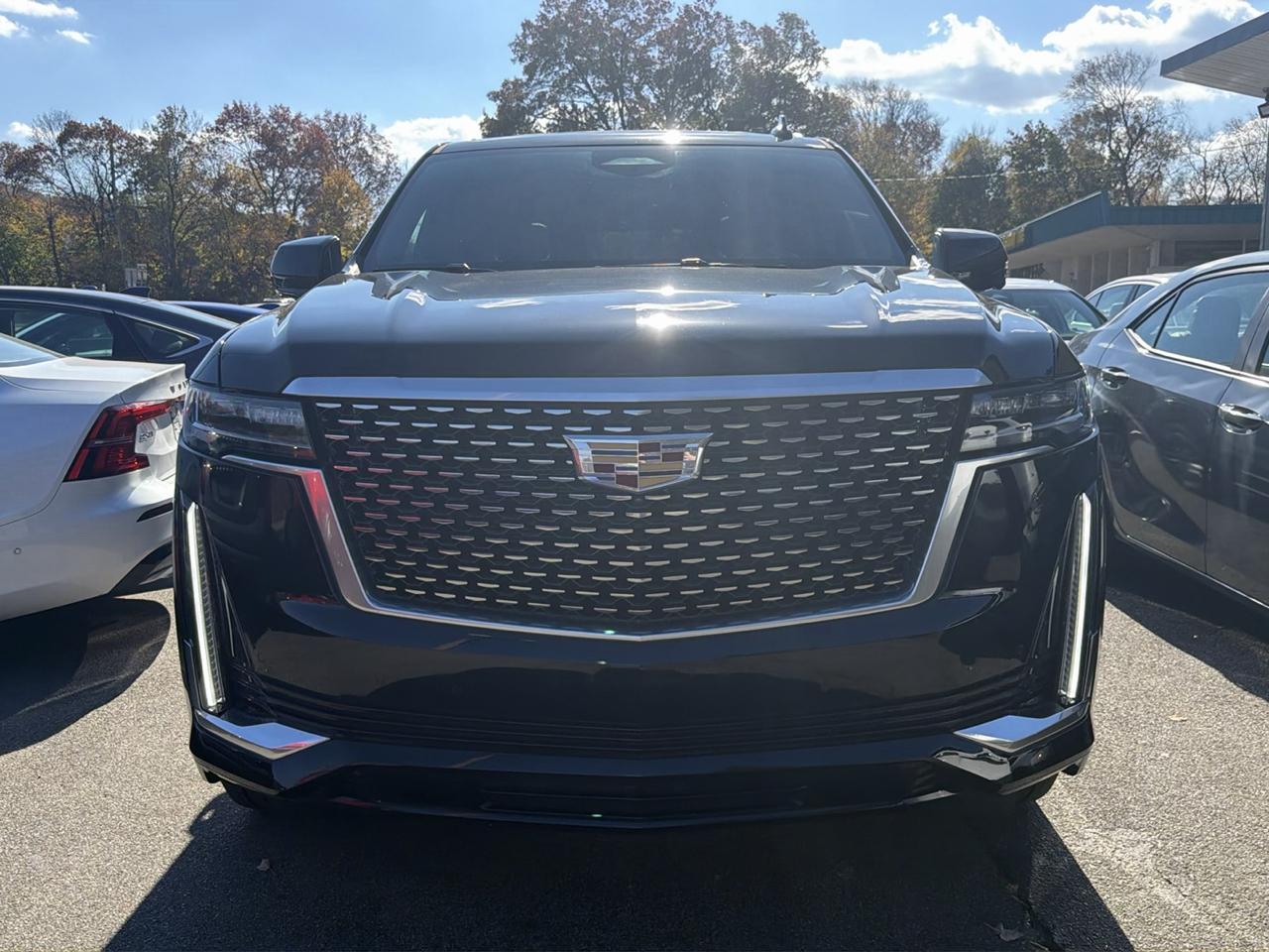 Cadillac Escalade ESV 4WD 4dr Premium Luxury 2023