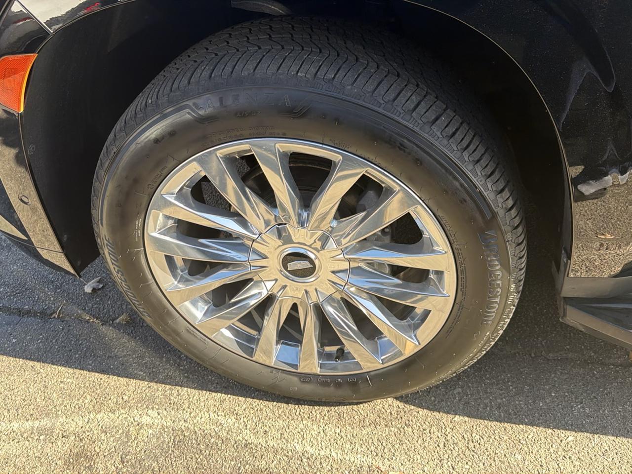 Cadillac Escalade ESV 4WD 4dr Premium Luxury 2023