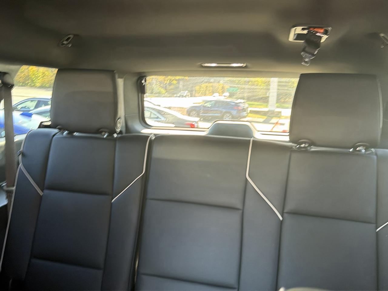 Cadillac Escalade ESV 4WD 4dr Premium Luxury 2023