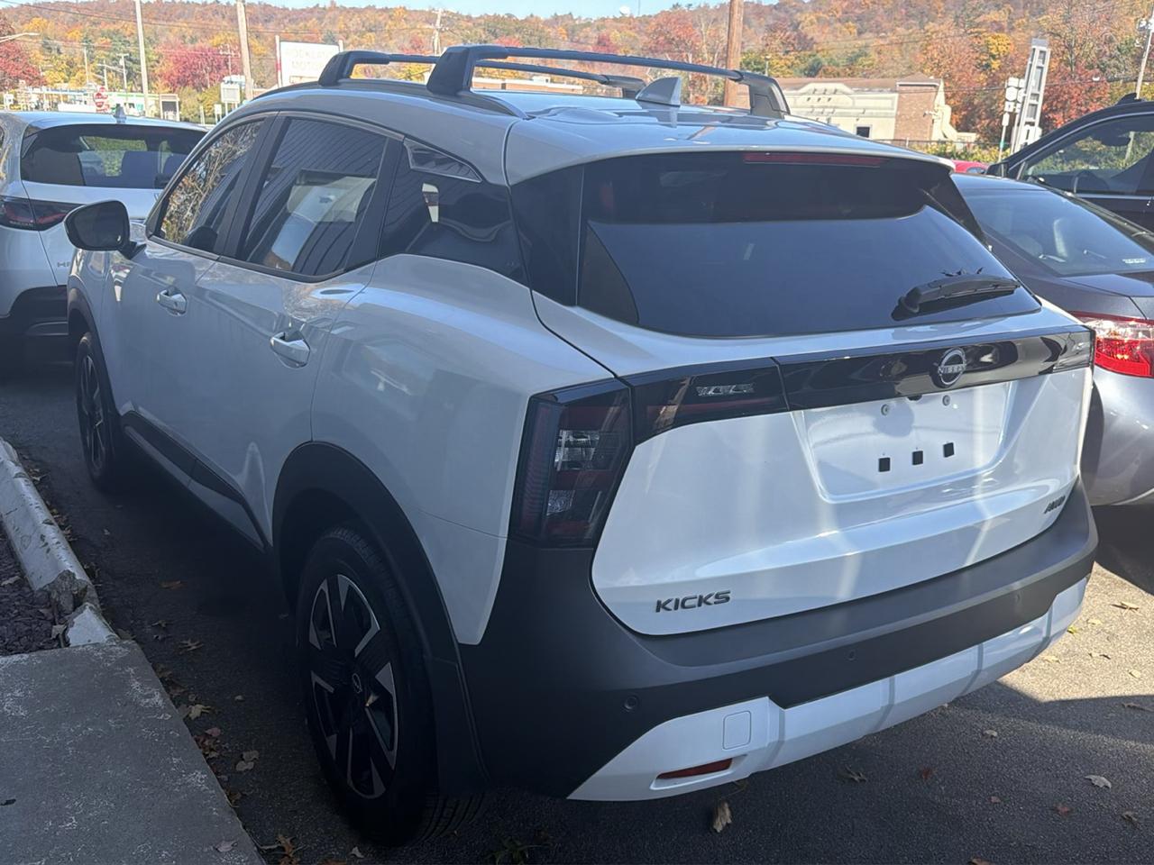 Nissan Kicks SV AWD 2025