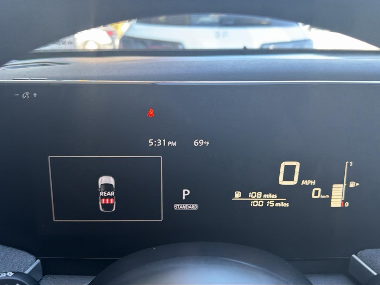 Nissan Kicks SV AWD 2025