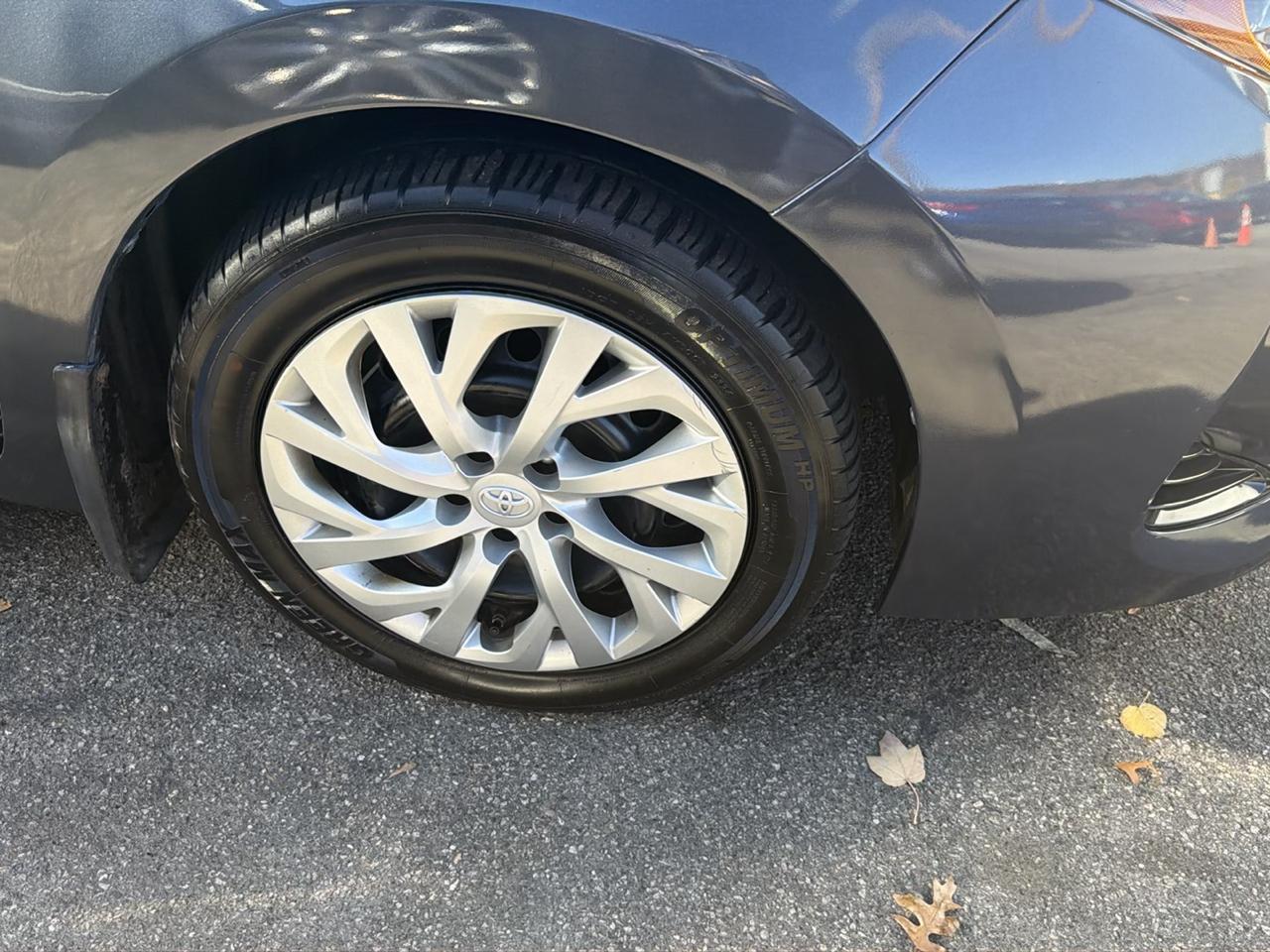 Toyota Corolla XLE CVT (Natl) 2018