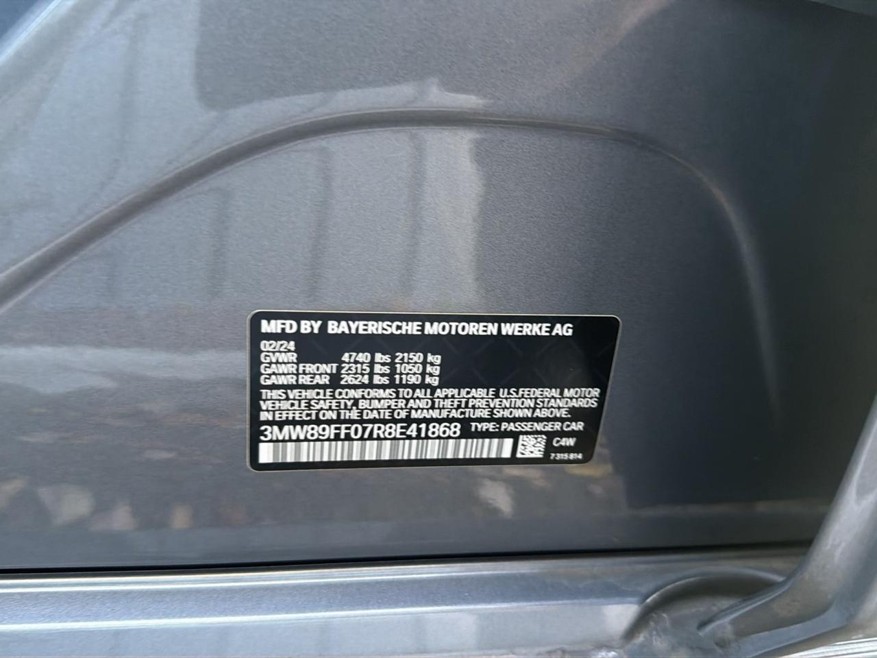 BMW 3 Series 330i xDrive Sedan 2024
