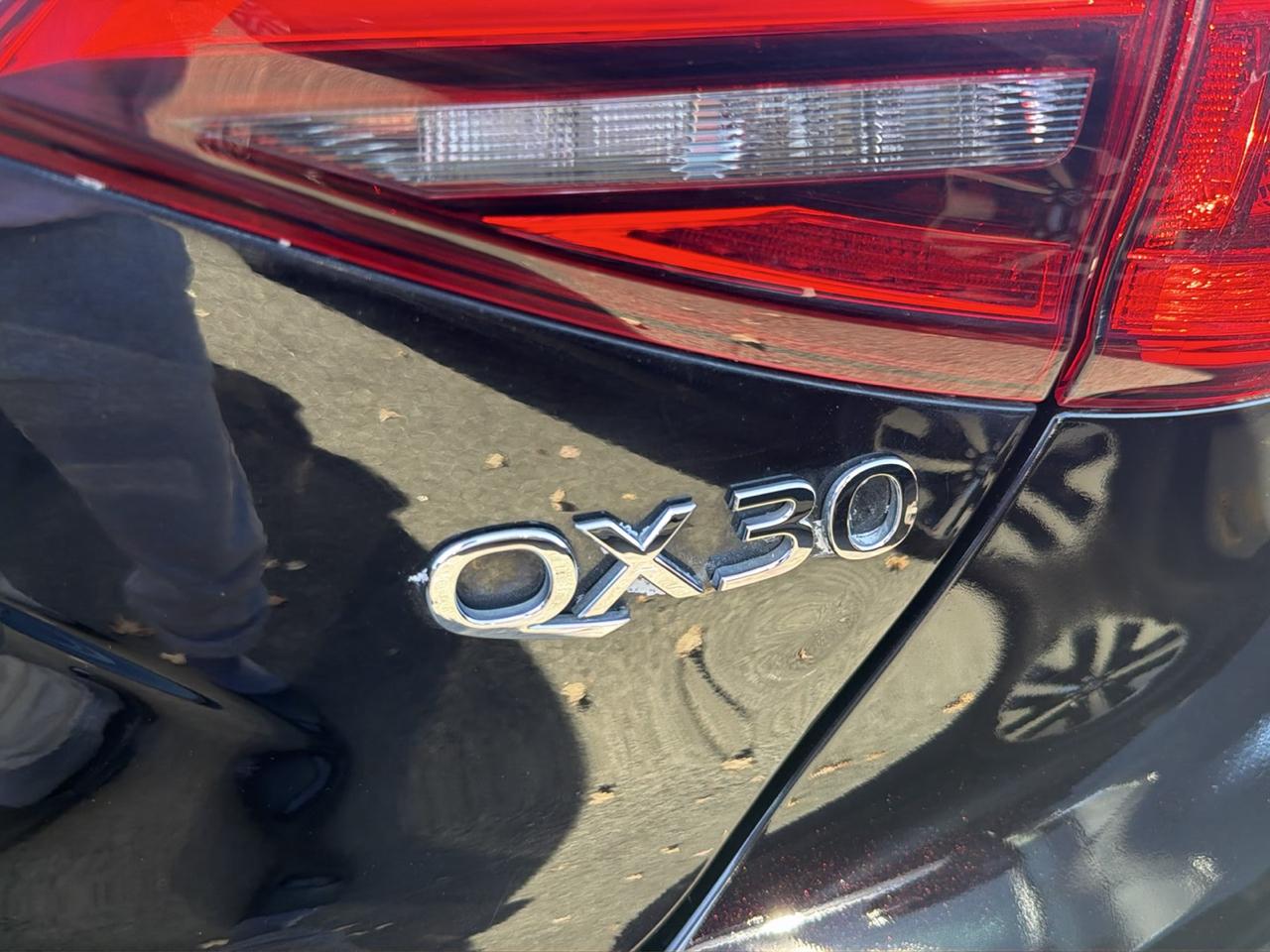 Infiniti QX30 Luxury AWD 2017
