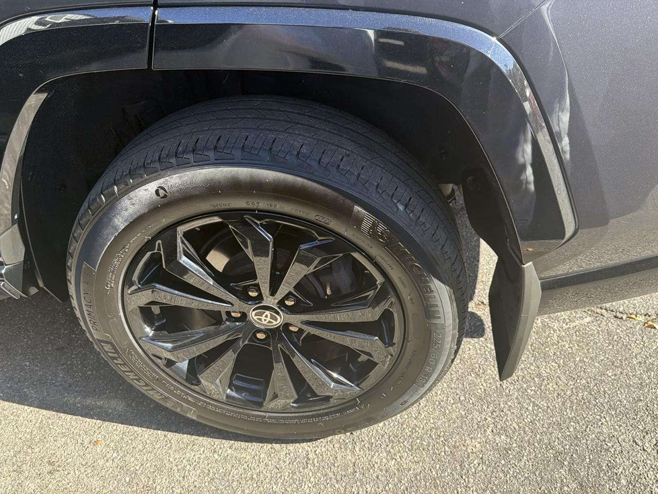 Toyota RAV4 Hybrid XSE AWD (Natl) 2024