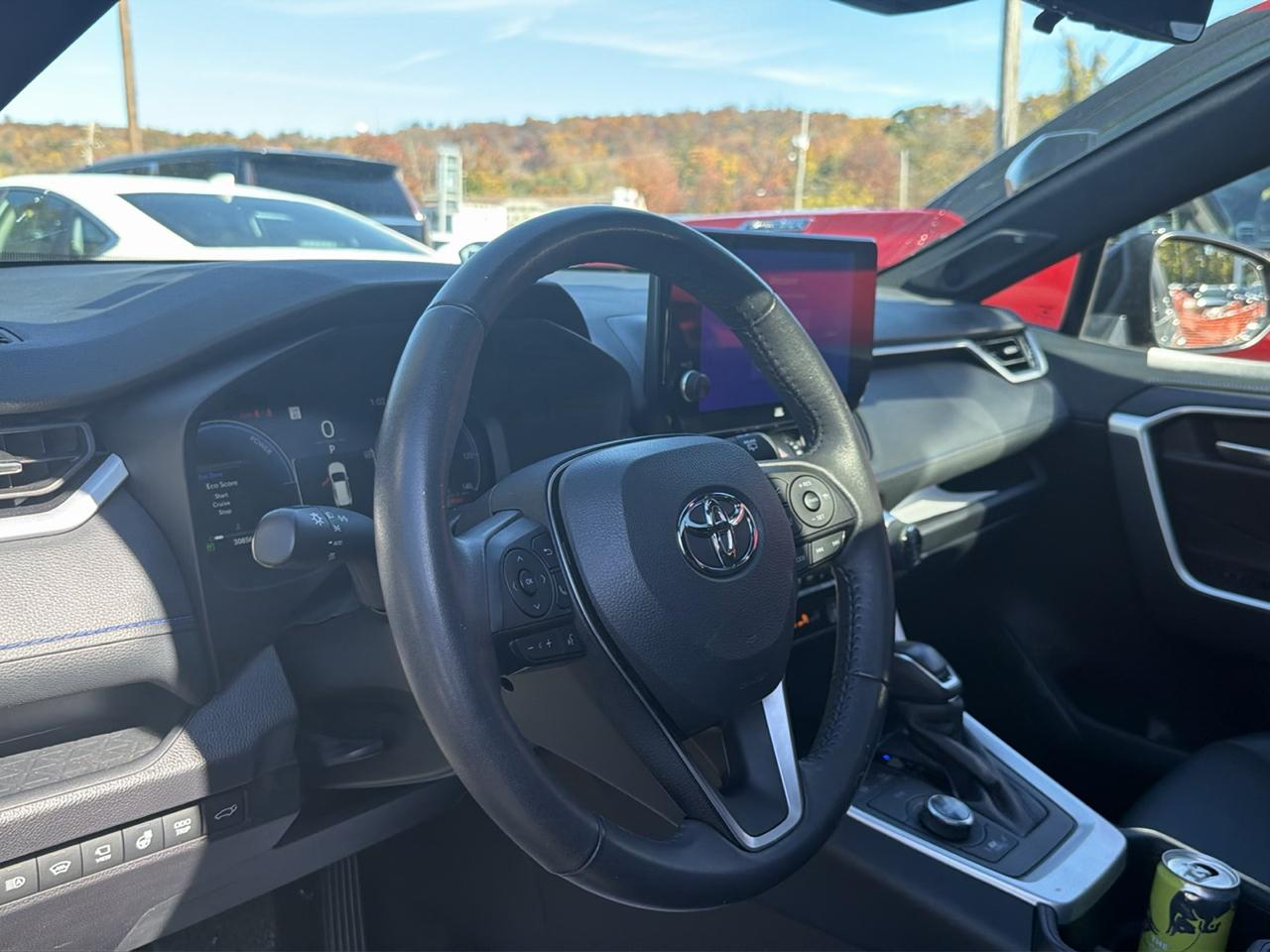 Toyota RAV4 Hybrid XSE AWD (Natl) 2024