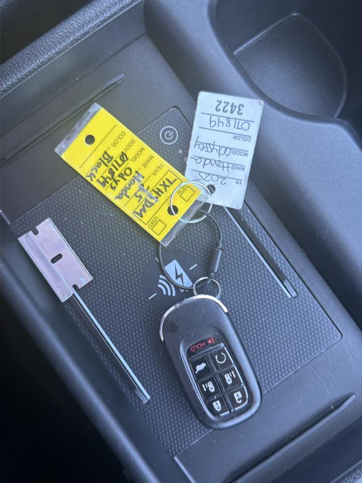 Honda Odyssey EX-L Auto 2025