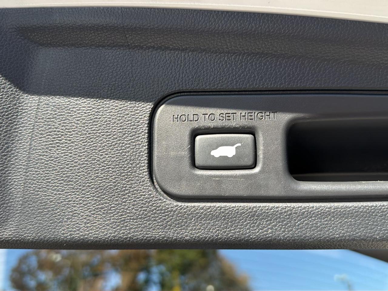 Acura MDX SH-AWD w/Technology Package 2024