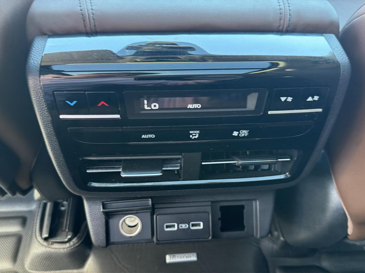 Acura MDX SH-AWD w/Technology Package 2024