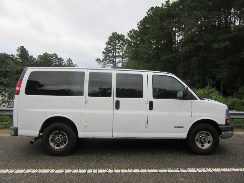 Chevrolet Express 3500 2005