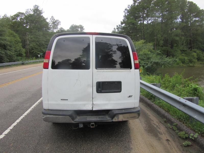 Chevrolet Express 3500 2005