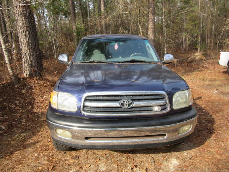 Toyota Tundra SR5 Access Cab 2WD 2002