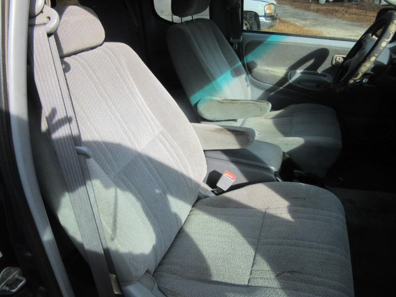 Toyota Tundra SR5 Access Cab 2WD 2002