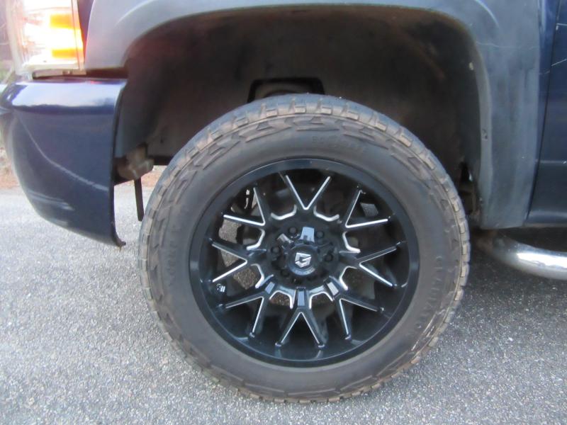 Chevrolet Silverado 1500 LS Extended Cab 4WD 2011