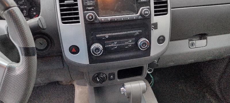 Nissan Frontier SL Crew Cab 5AT 4WD 2015