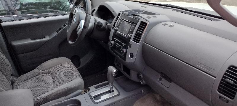 Nissan Frontier SL Crew Cab 5AT 4WD 2015