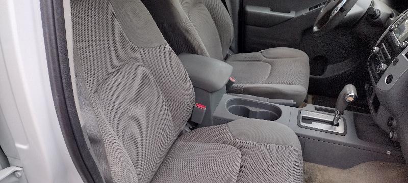 Nissan Frontier SL Crew Cab 5AT 4WD 2015