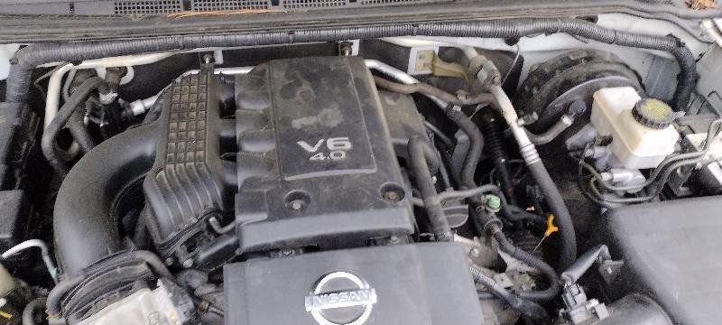 Nissan Frontier SL Crew Cab 5AT 4WD 2015