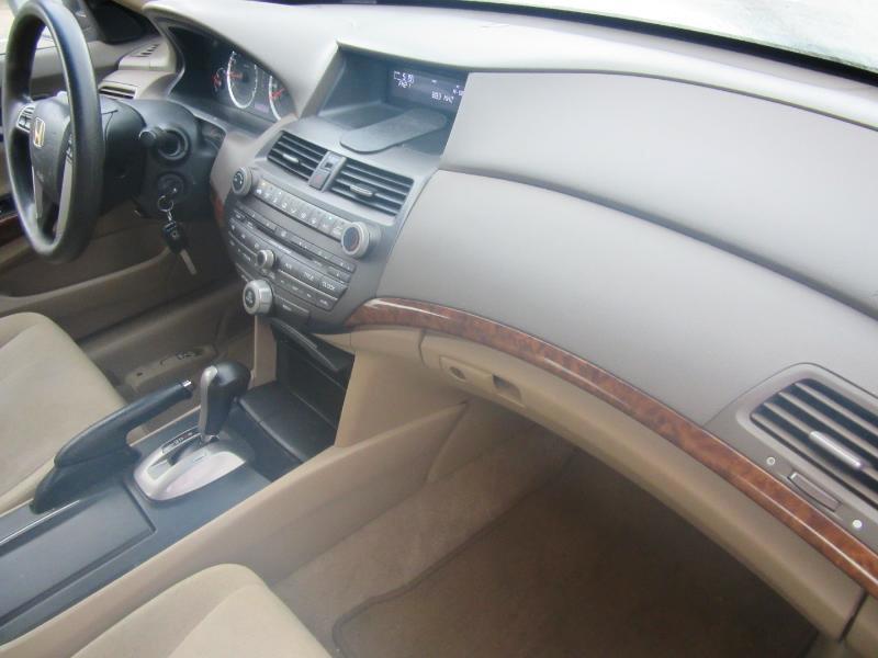 Honda Accord EX Sedan AT 2009