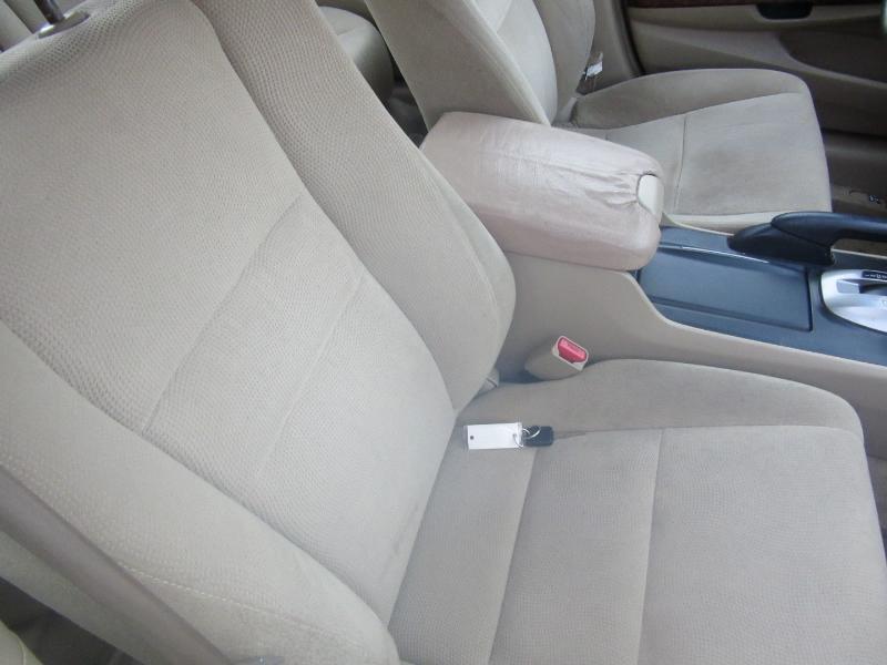 Honda Accord EX Sedan AT 2009