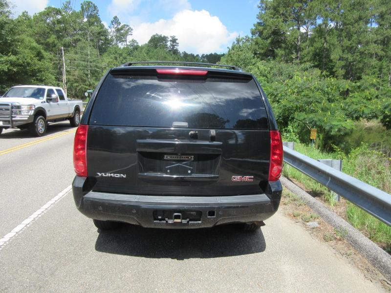 GMC Yukon SLT 4WD 2014