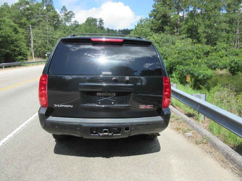 GMC Yukon SLT 4WD 2014