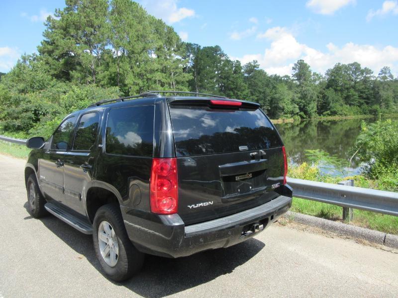 GMC Yukon SLT 4WD 2014