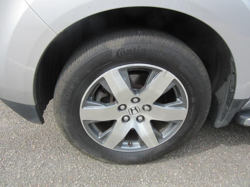 Honda Pilot Touring 2WD 5-Spd AT with DVD 2012
