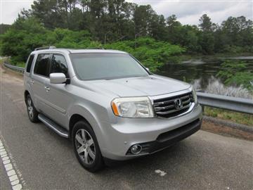 2012 Honda Pilot Touring 2WD 5-Spd AT with DVD
