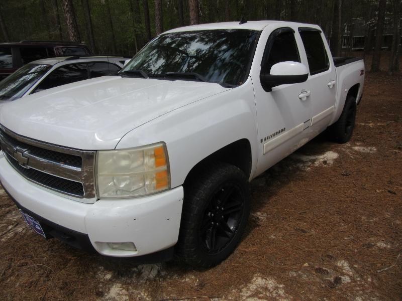 Chevrolet Silverado 1500 LTZ Crew Cab 2WD 2008