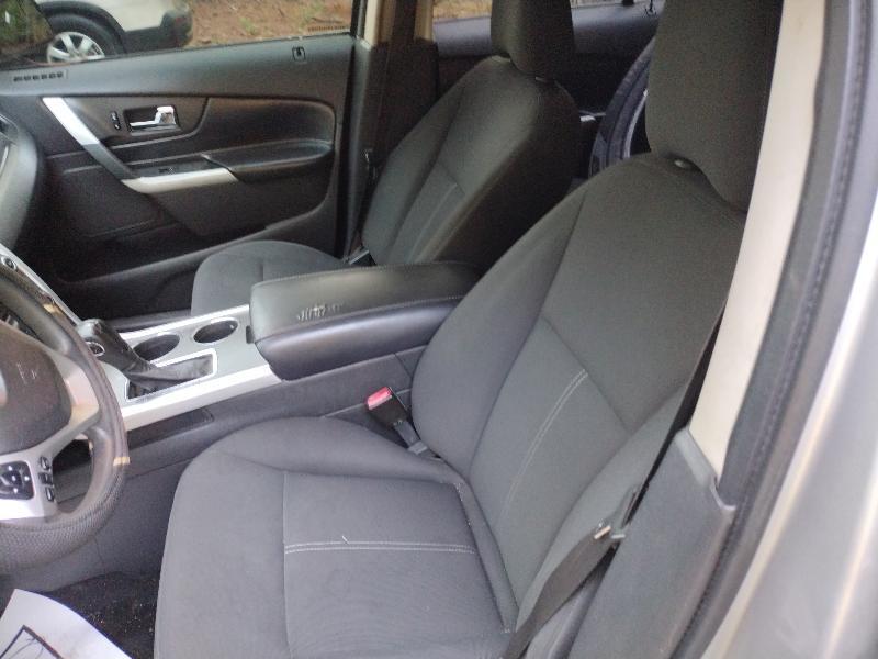 Ford Edge SE FWD 2012