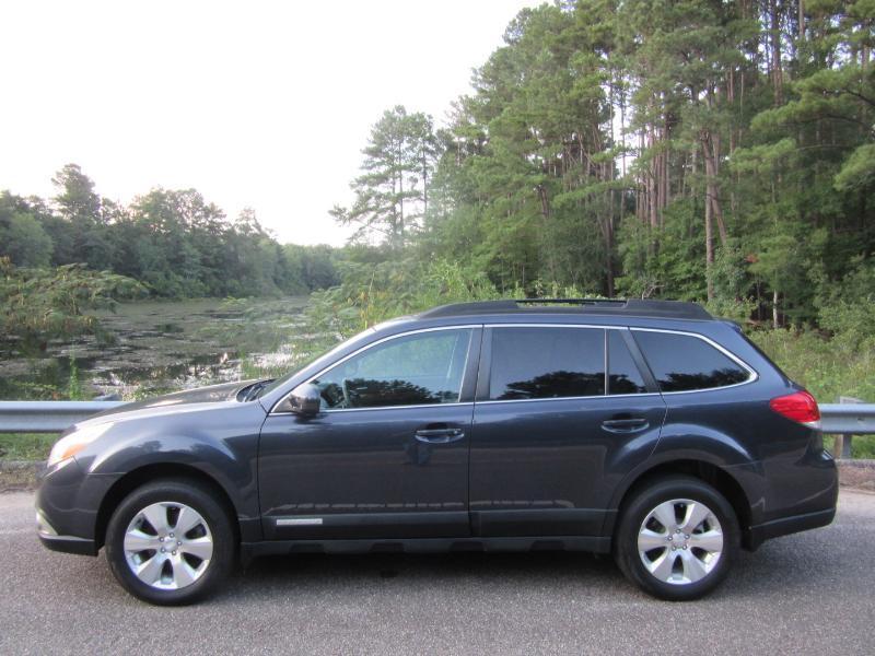 Subaru Outback 3.6R Limited 2011