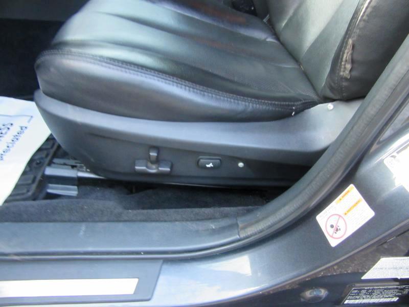 Subaru Outback 3.6R Limited 2011