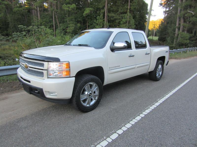 Chevrolet Silverado 1500 LTZ Crew Cab 4WD 2013