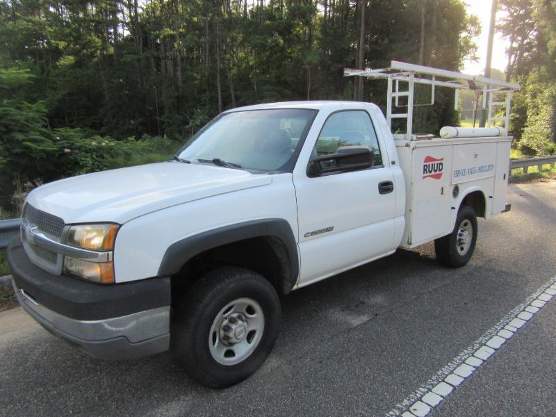 Chevrolet Silverado 2500HD Work Truck Long Bed 2WD 2004