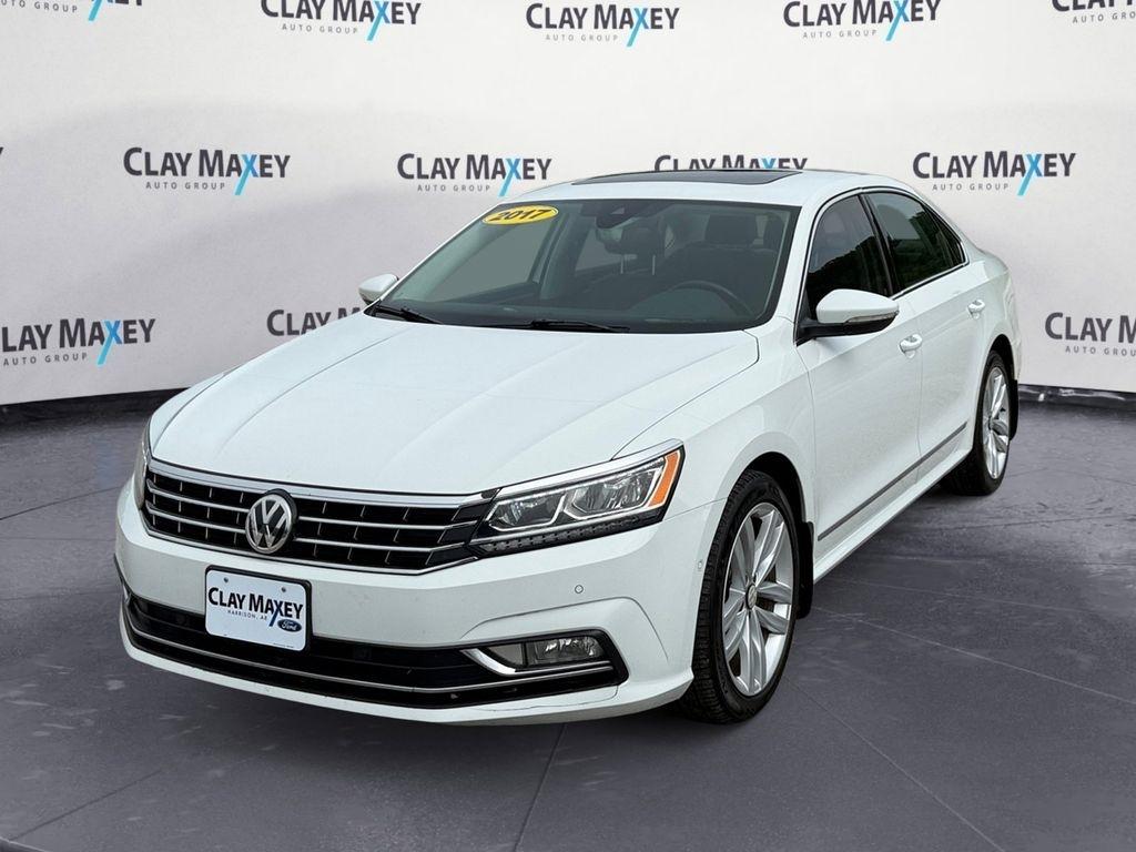 2017 Volkswagen Passat SEL Premium