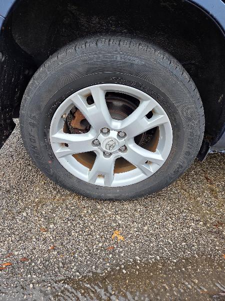 Toyota RAV4 4-Door 4WD 2012