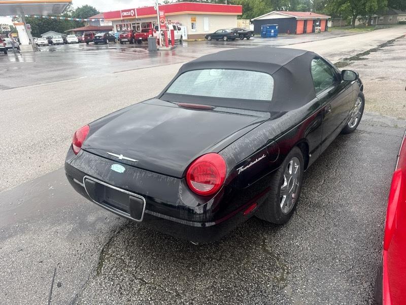 Ford Thunderbird Deluxe 2002