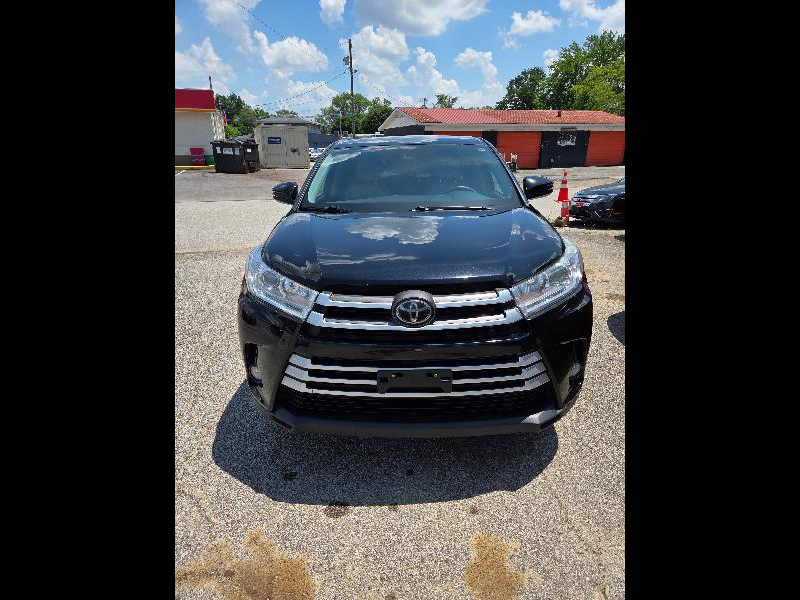 Toyota Highlander LE Plus AWD V6 2018 Toyota Highlander LE Plus AWD V6 2018