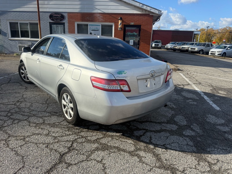 Toyota Camry Base 6-Spd AT 2011 Toyota Camry Base 6-Spd AT 2011