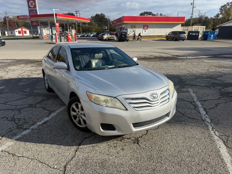 Toyota Camry Base 6-Spd AT 2011 Toyota Camry Base 6-Spd AT 2011