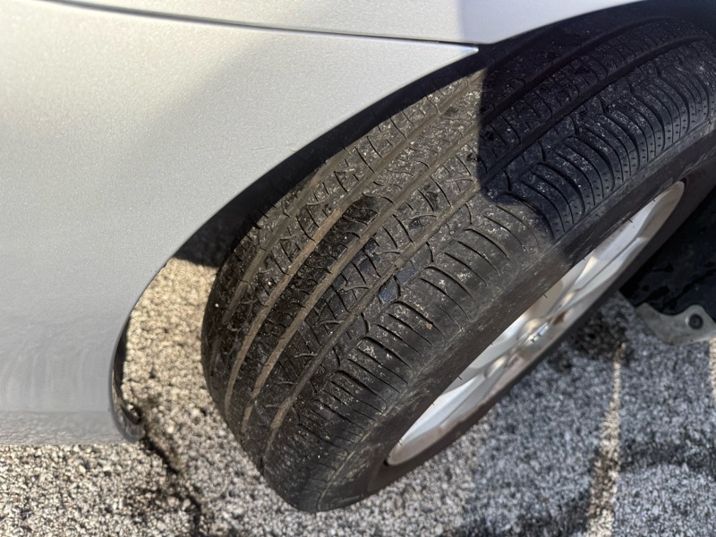 Toyota Camry Base 6-Spd AT 2011 Toyota Camry Base 6-Spd AT 2011