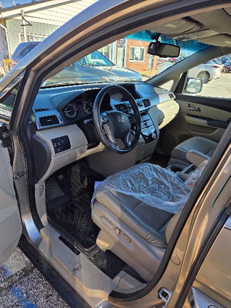 2011 Honda Odyssey EX-L photo 7