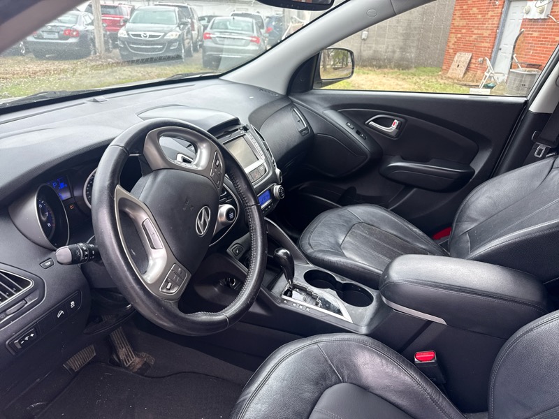 Hyundai Tucson Limited 2WD 2013