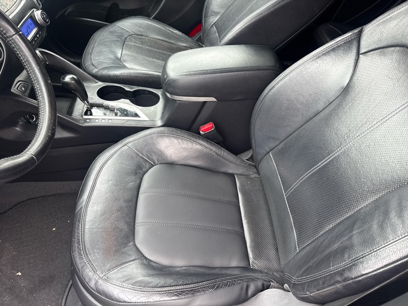 Hyundai Tucson Limited 2WD 2013