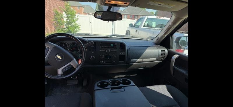 Chevrolet Silverado 1500 LT Crew Cab 4WD 2013