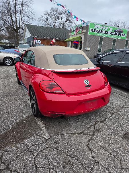 Volkswagen Beetle 2.0T Turbo Convertible 2013