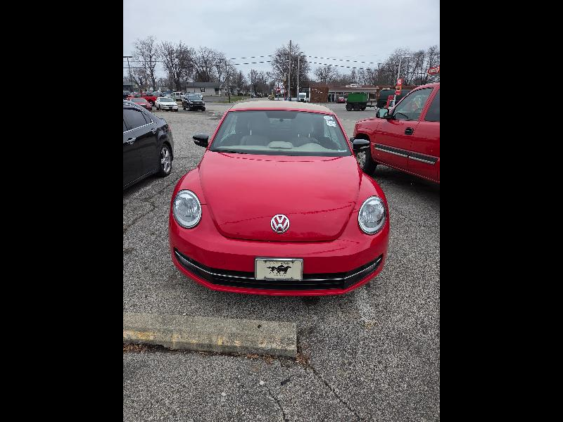 2013 Volkswagen Beetle 2.0's photo